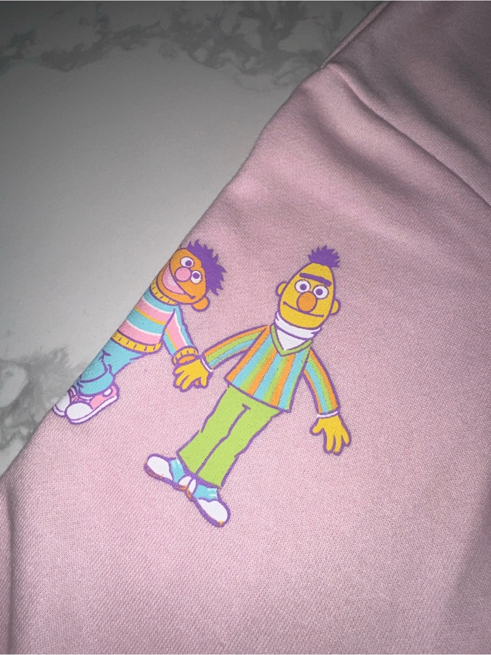 Sesame Street Spread Kindness Girls’ Pink Sweatshirt Size 5 - Picture 4 of 8